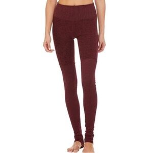 NWOT Alo Goddess Space Dye Burgundy Leggings